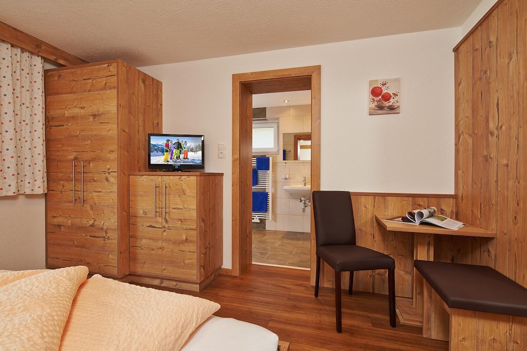 Gaestehaus Falkner Ignaz Solden Phòng bức ảnh