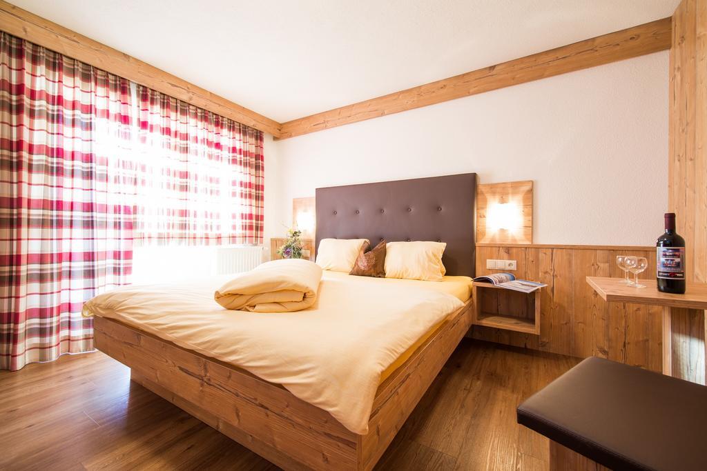 Gaestehaus Falkner Ignaz Solden Phòng bức ảnh